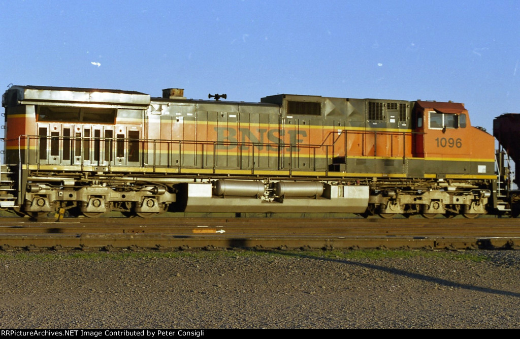 BNSF 1096